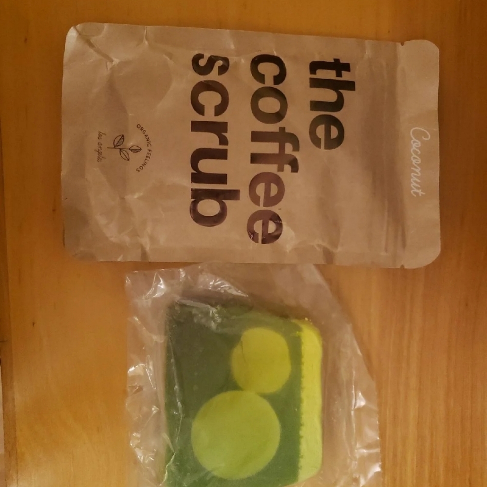 Lush baked Alaska soap & coffee scrub